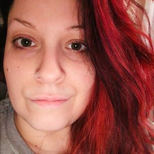 Meet your Posher, Alexandra
